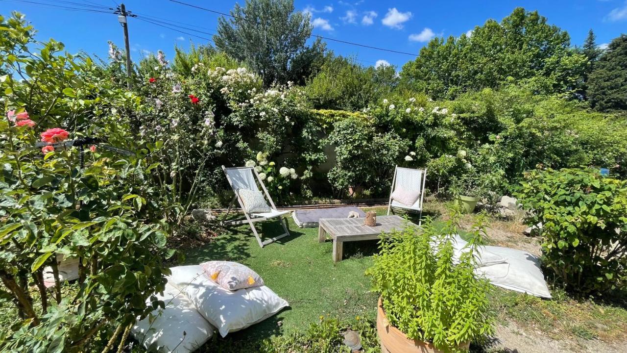 Bed and Breakfast Lulu en Provence à LʼIsle-sur-la-Sorgue Extérieur photo