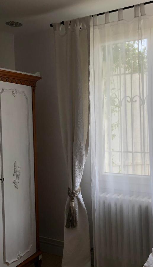Bed and Breakfast Lulu en Provence à LʼIsle-sur-la-Sorgue Extérieur photo